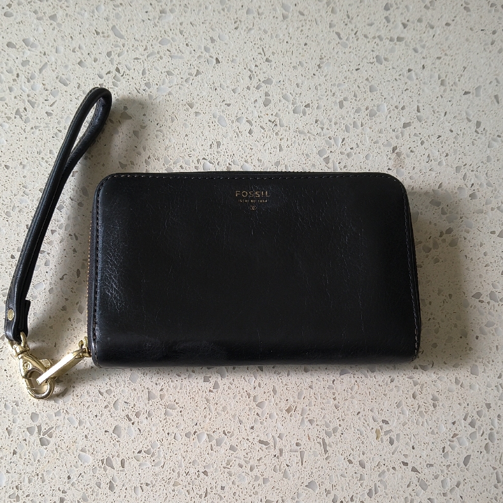 Fossil Black Leather Zip-Around Wristlet with Gold Hardware